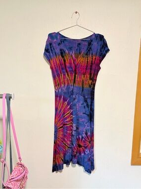 Kathmandu Tie-Dye Midi Dress in Purple, Pink and Orange short sleeve xl